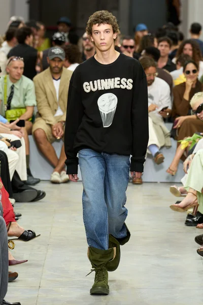 Look 45